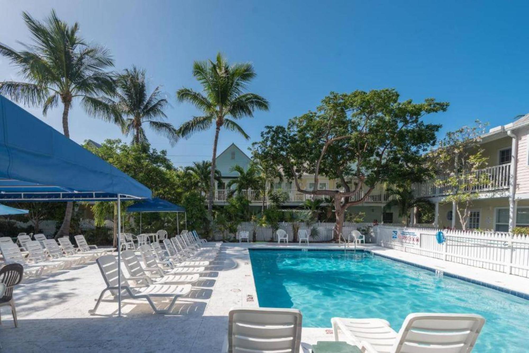 Сasa de vacaciones Lavender Jungle By Avantstay Great Location W Patio Shared Pool Week Long Only *